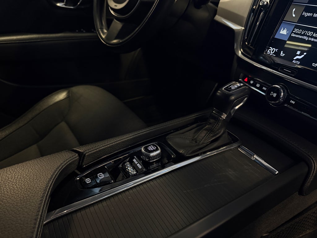 Volvo V90 2018 - miniatyr 17