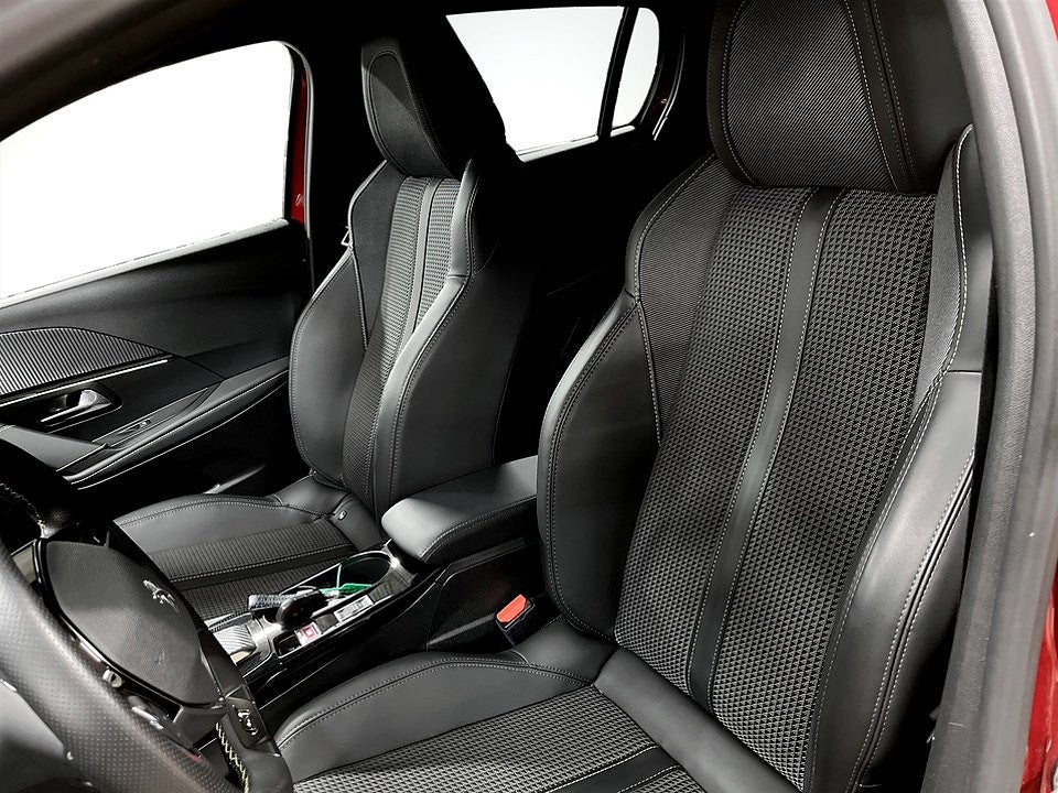 Bild på Peugeot E-208 GT 50kWh 136hk Aut - B-KAMERA, CARPLAY