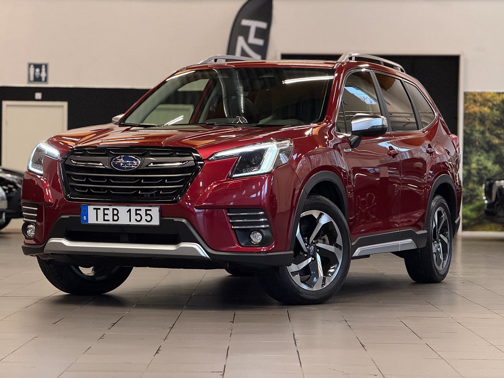 Subaru Forester e-Boxer XFuel Summit / Drag / Panorama / 