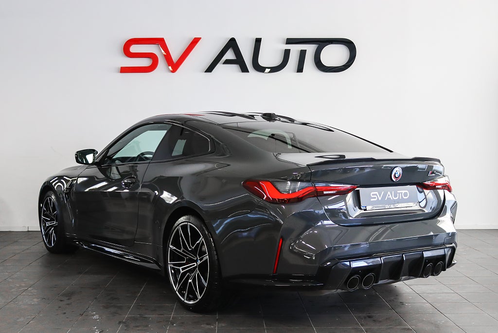 BMW M4 Competition xDrive Coupé Pano Kolfiber H/K ( SE SPEC )