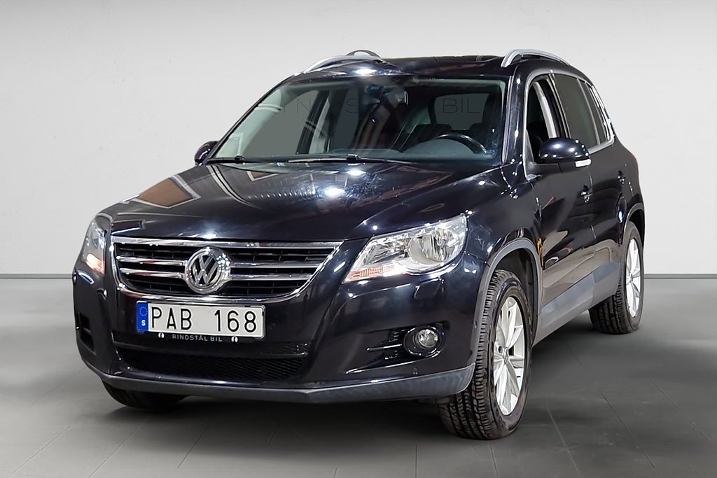 Volkswagen Tiguan 2.0 TDI 140 HK DSG 4M 11600MIL D-VÄRM 17"