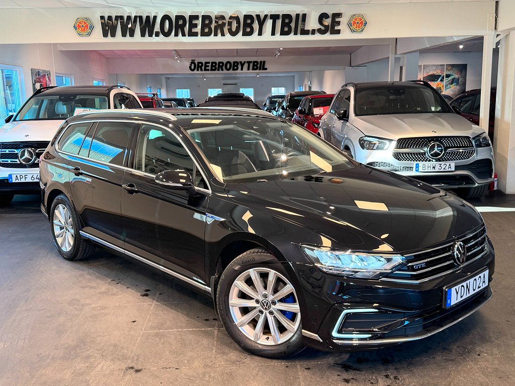 Volkswagen Passat Sportscombi GTE 1.4 TSI GTE Drag Gps Värmare