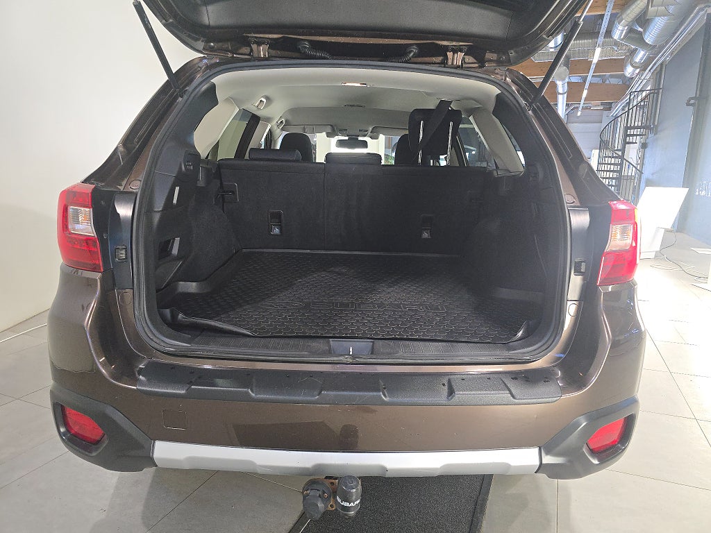 Subaru Outback 2.0 4WD Automat | Drag, M-Värm, V-Hjul
