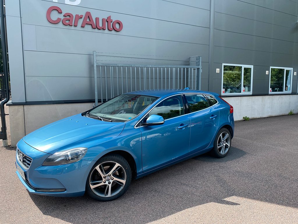 Volvo V40 D2 Powershift Momentum 