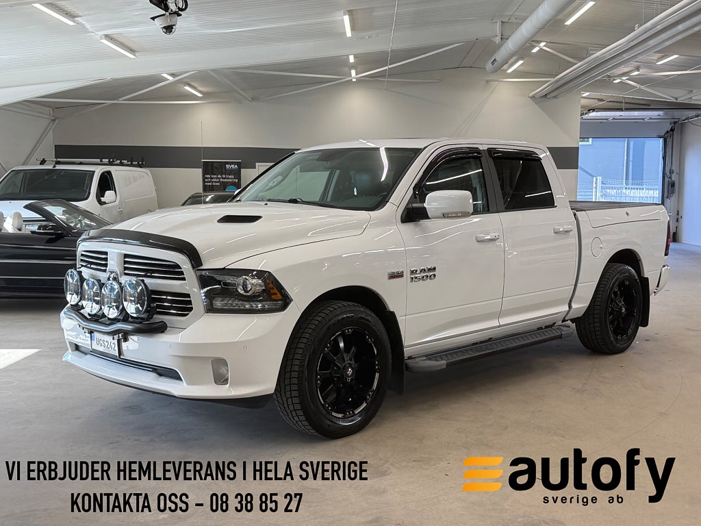 Dodge RAM 1500 Crew Cab 5.7 V8 HEMI 4x4 SPORT FLIPLOCK SPORTAVGAS