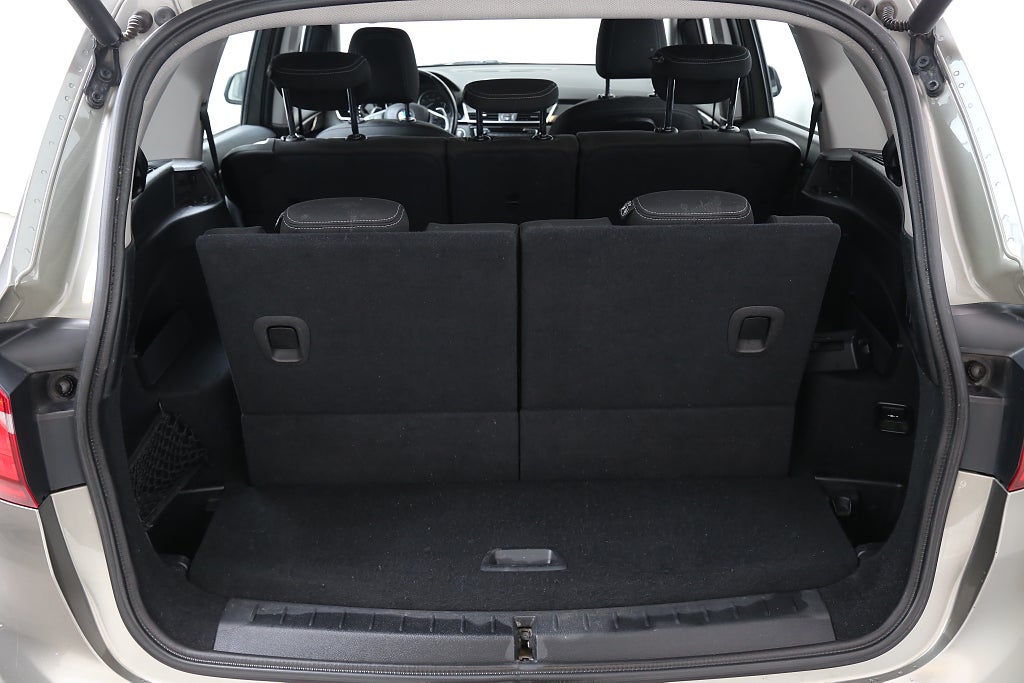 BMW 218 d Gran Tourer Sport line Aut Kamera Drag 7-Sits 2016