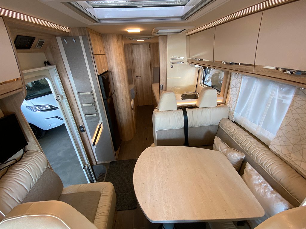 Eura Mobil Profilia 730 EB /ALDE/Solcell/L-bädd/Badrum bak - Eura Mobil