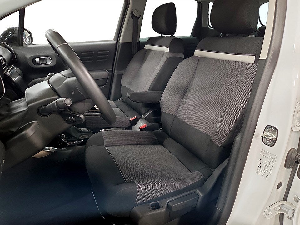 Bild på Citroën C3 Aircross Shine 1.2 PT Aut - BACKSENSORER, CARPLAY