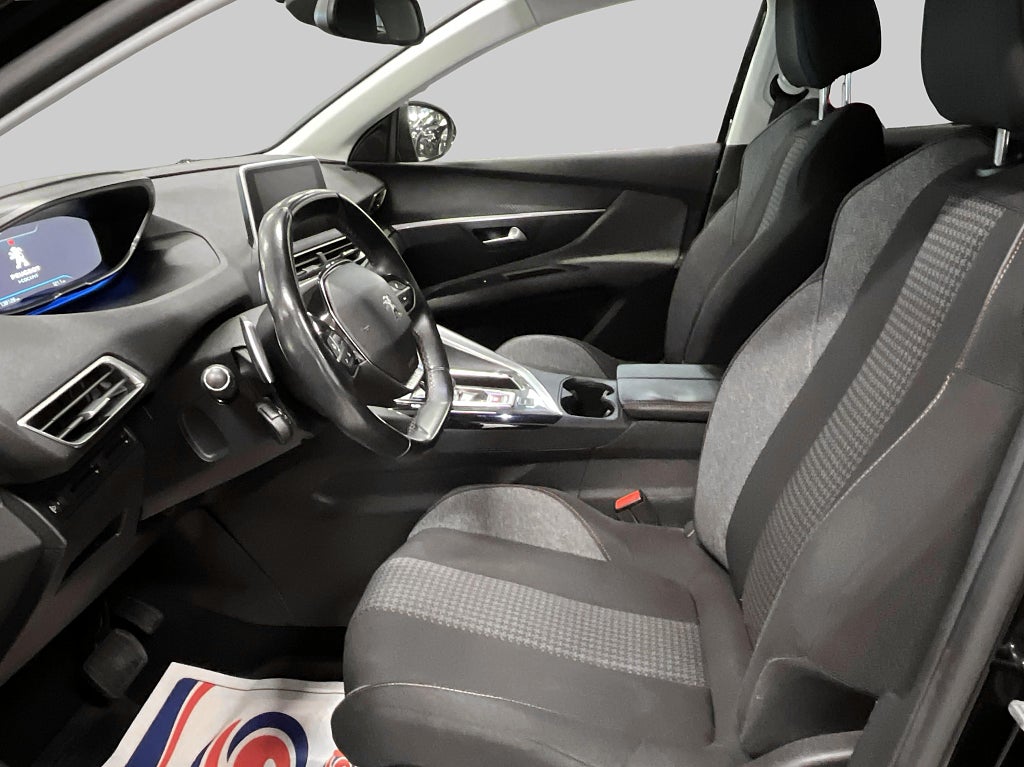Peugeot 3008 1.2 PureTech 130hk Aut Active "Drag"  – bild 8