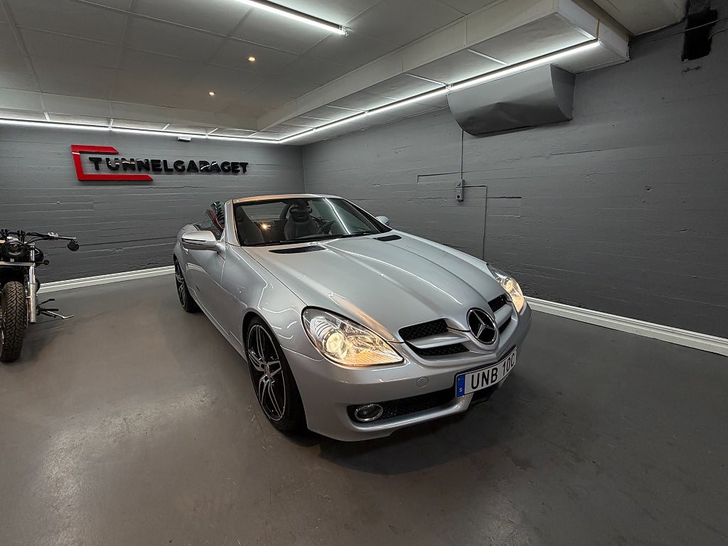 Mercedes-Benz SLK 200 Kompressor Cabriolet Nybesiktigad Nyservad 