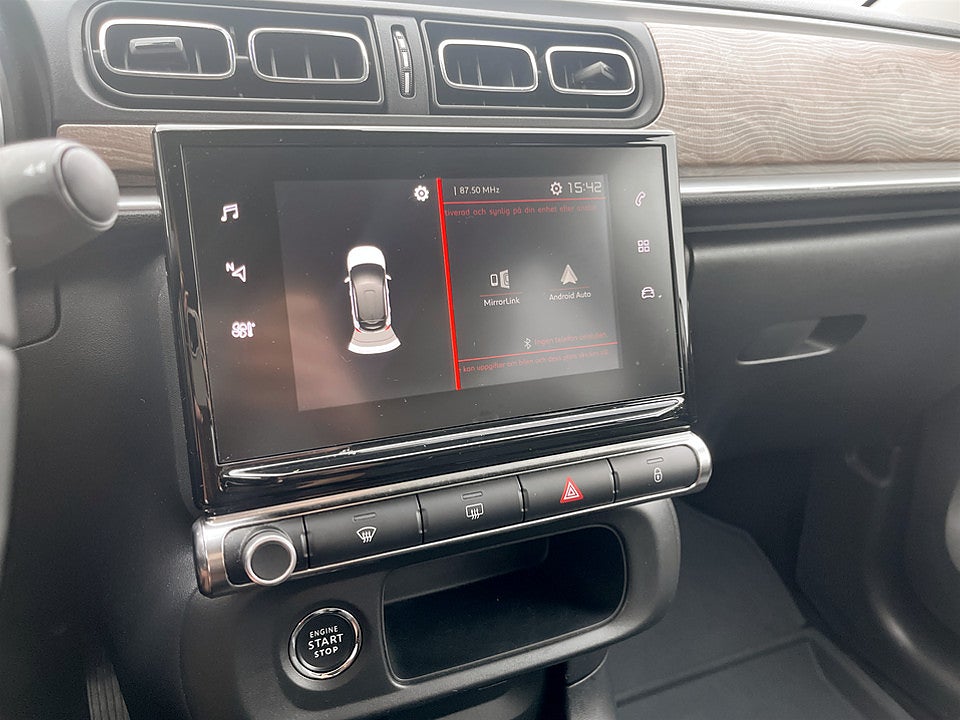 Bild på Citroen C3 Shine 1.2 PT 110hk Aut BACKSENSORER CARPLAY