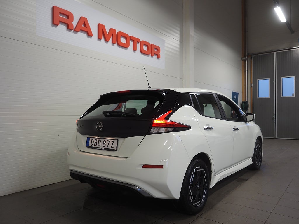 Nissan Leaf 40 kWh 150hk Acenta | Backkamera | Rattvärme | 2022