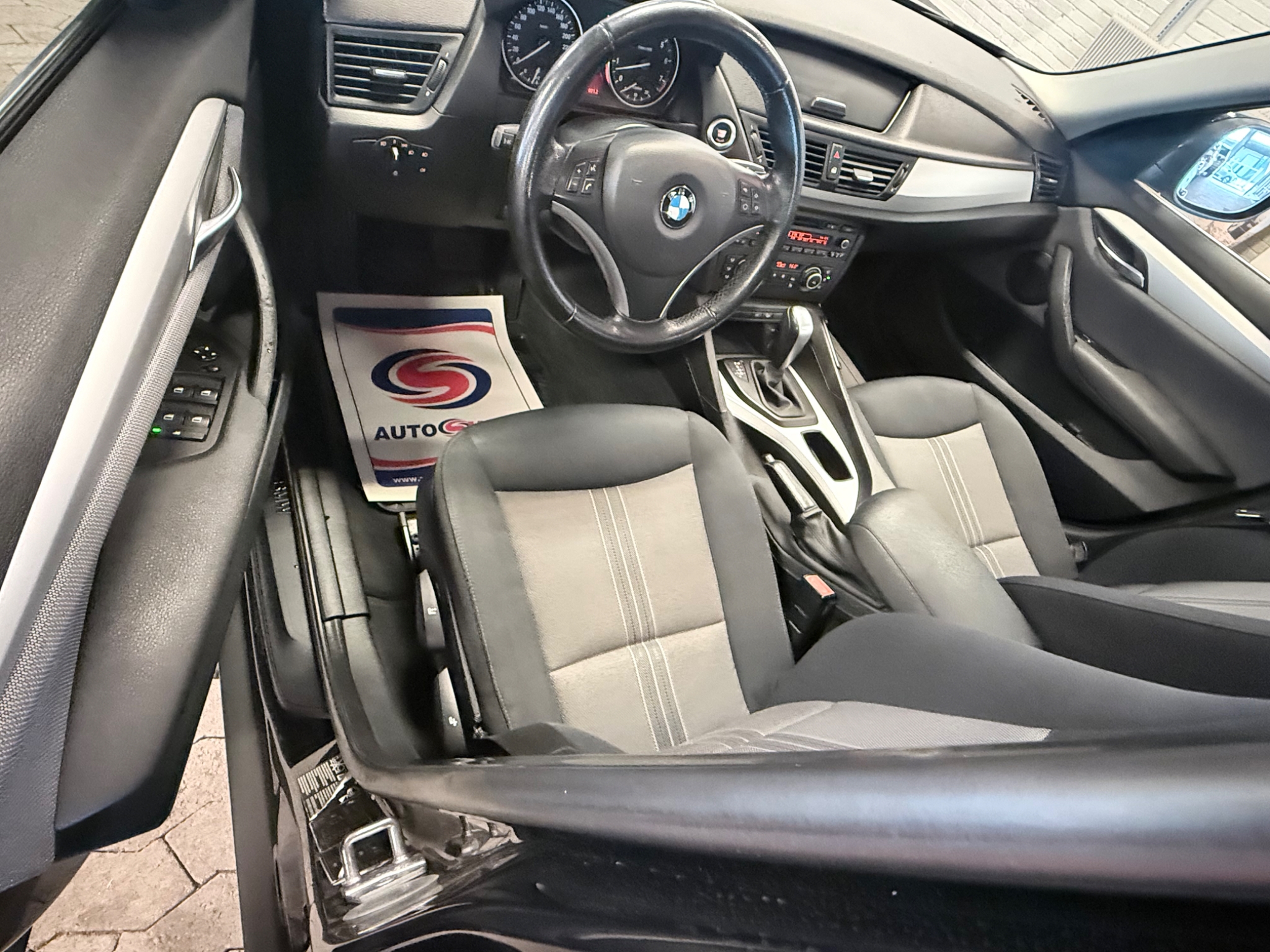 BMW X1 xDrive28i Steptronic 258HK 2011, bild 7/39