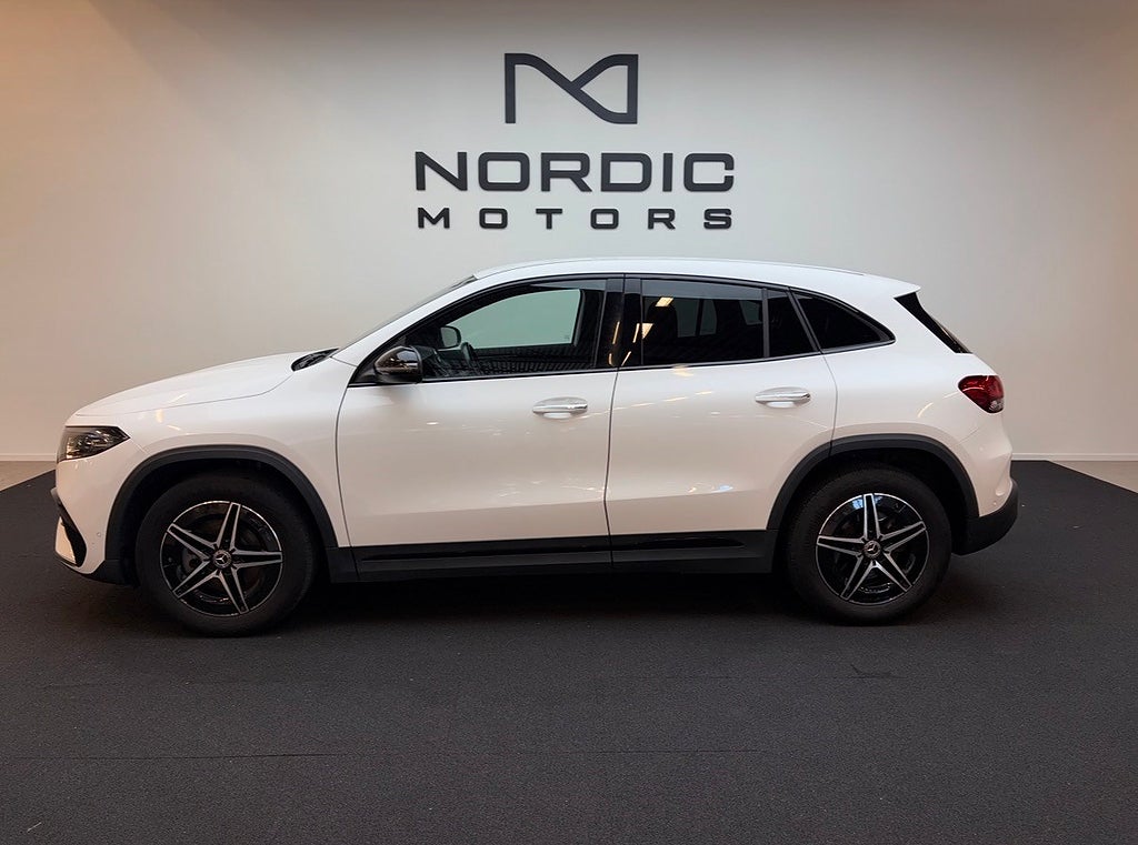 Mercedes-Benz EQA250+ AMG/Premiumpaket/Förarassistanspaket/Drag
