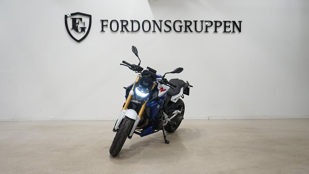 BMW Motorrad F 900 R / 31 MIL