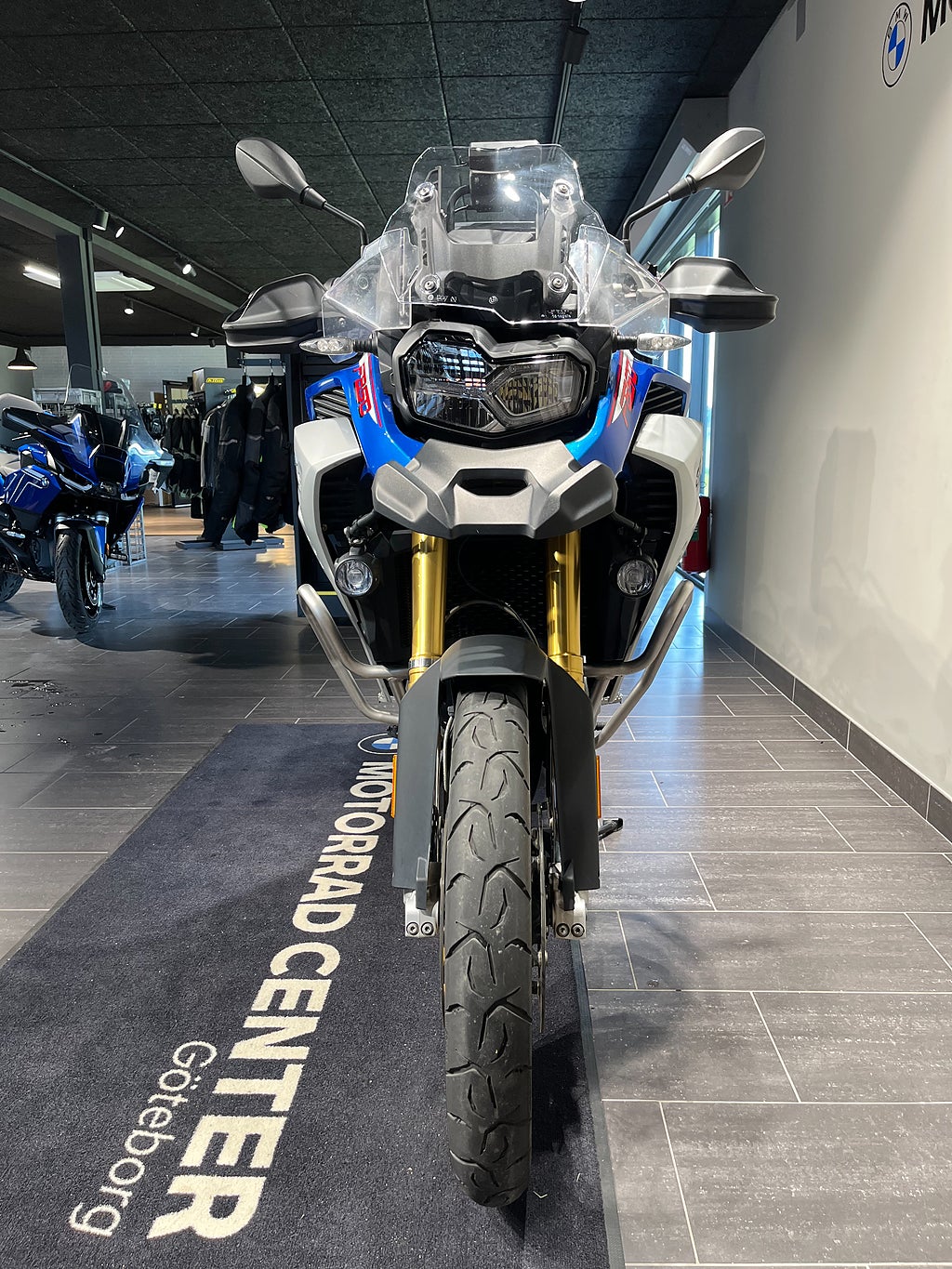 BMW F850GS Adventure / 3,45% ränta /Toppbox / Extraljus / Motorbågar