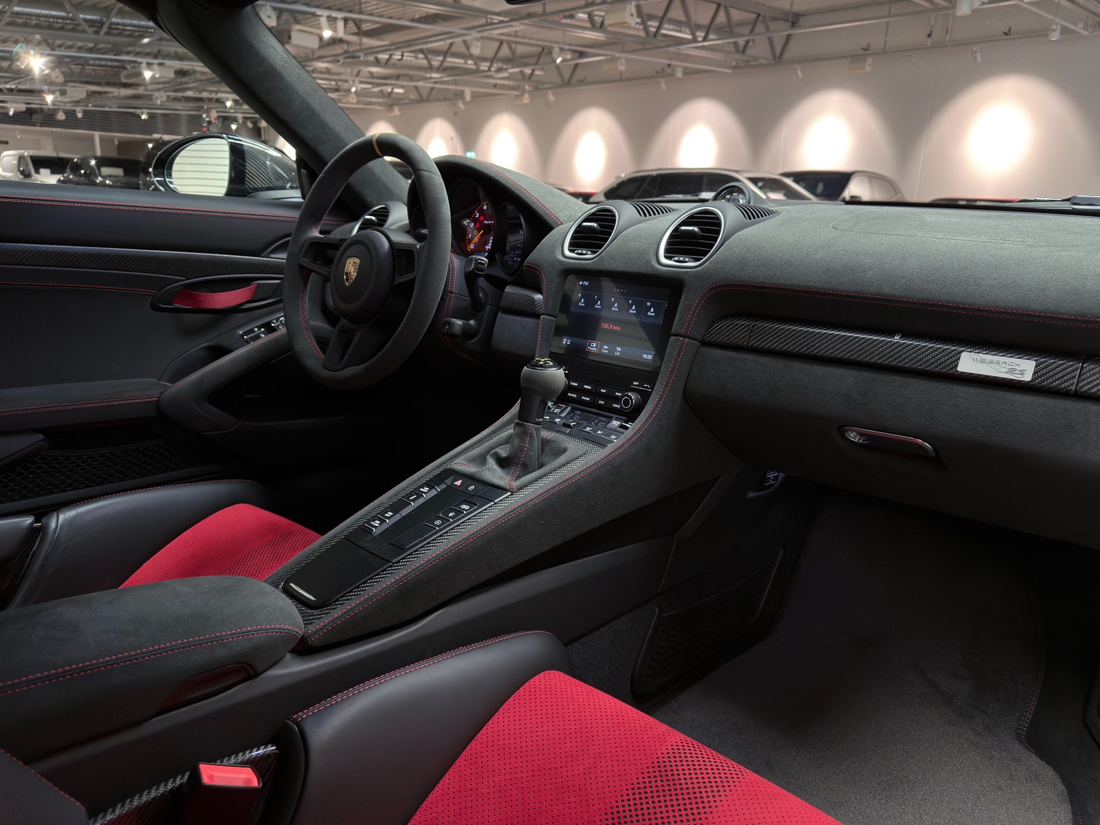 Porsche 718 Spyder RS 500hk | Weissach-paket | Se utrustning! 2024 - miniatyr 28