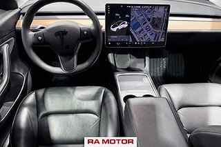 Sedan Tesla Model 3 22 av 27