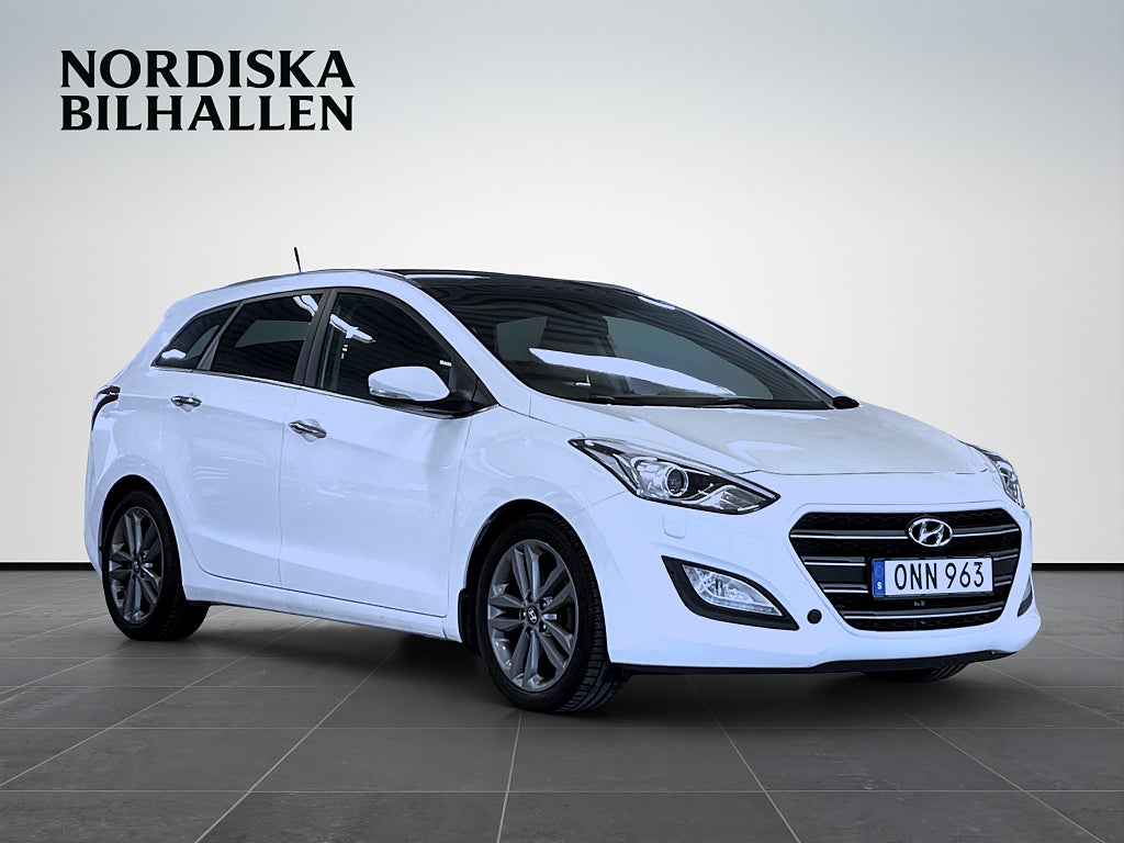 Hyundai i30 Kombi 1.6 CRDi DCT Premium Taklucka Drag Värmare 