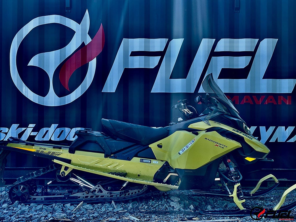Ski-Doo Backcountry XRS 850E-TEC