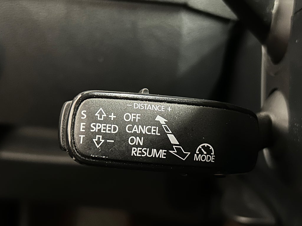 Skoda Octavia Kombi 1.5 TSI Premium Drag P-Värm Navi B-Kam 2019