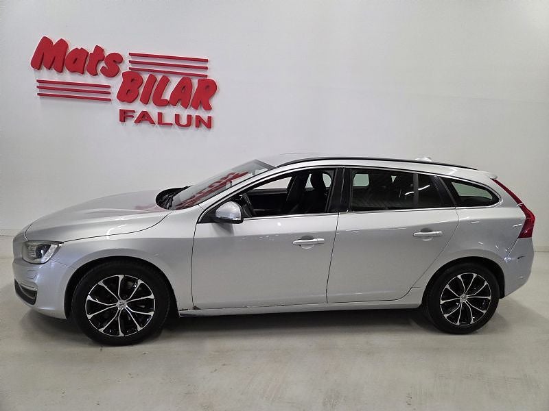 Volvo V60 D4 Momentum Classic 4x4 Automat 190 Hk