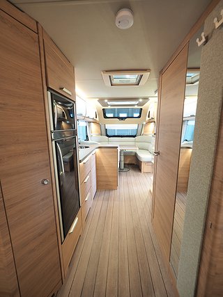 Husvagn, 2-axl Knaus Südwind 650 UX 60 Year 10 av 17