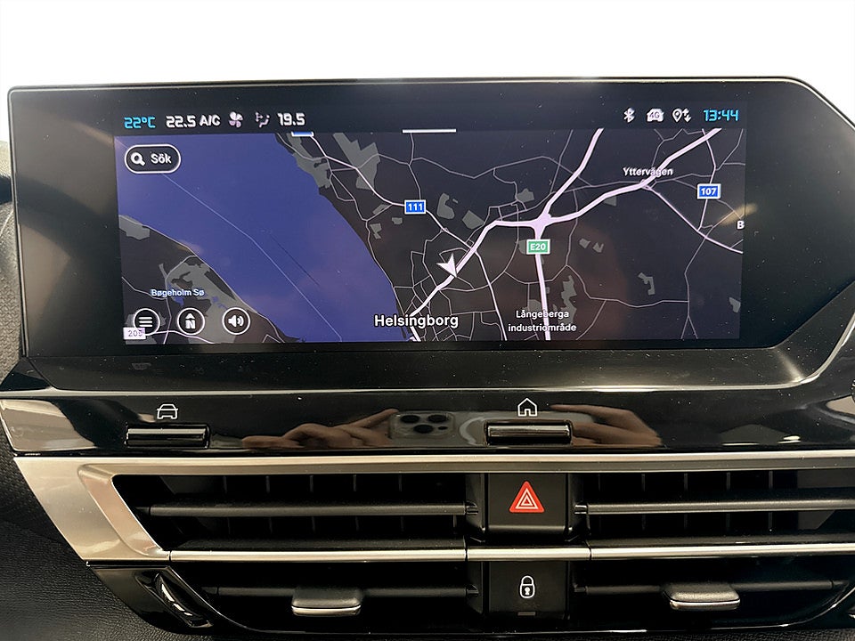 Bild på Citroën C4-X Shine 1.2 PT Aut KAMPANJRÄNTA 3,99%