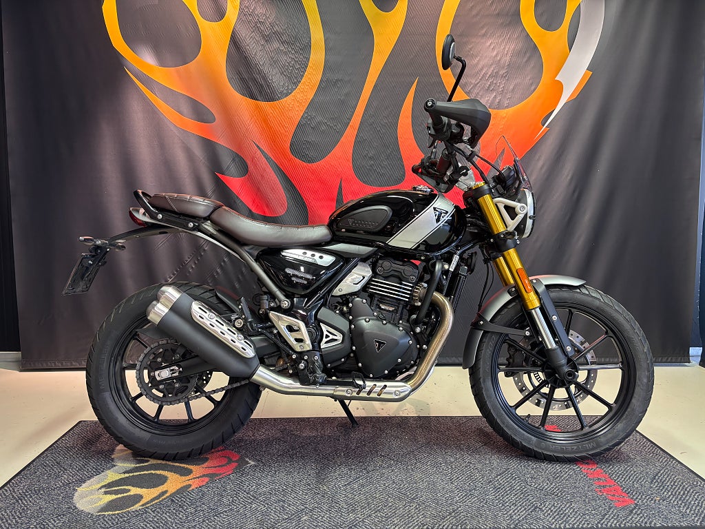 Triumph SCRAMBLER 400X 