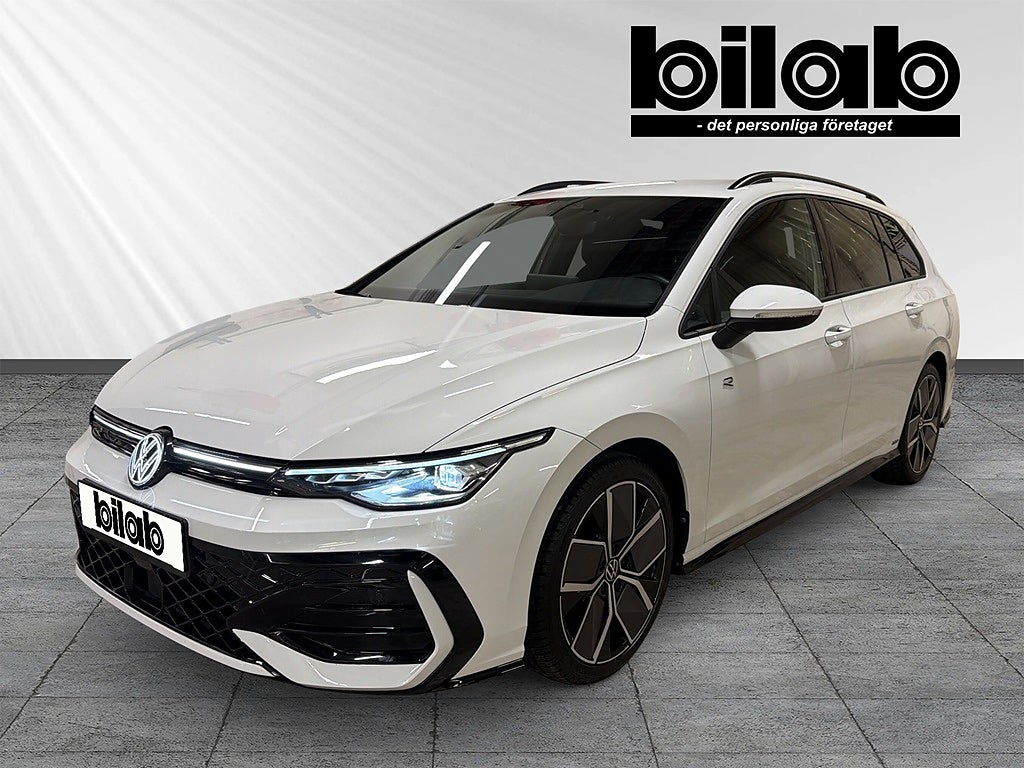 Volkswagen Golf Sportscombi R-Line 1.5 eTSI 150hk Dragkrok & Teknikpaket