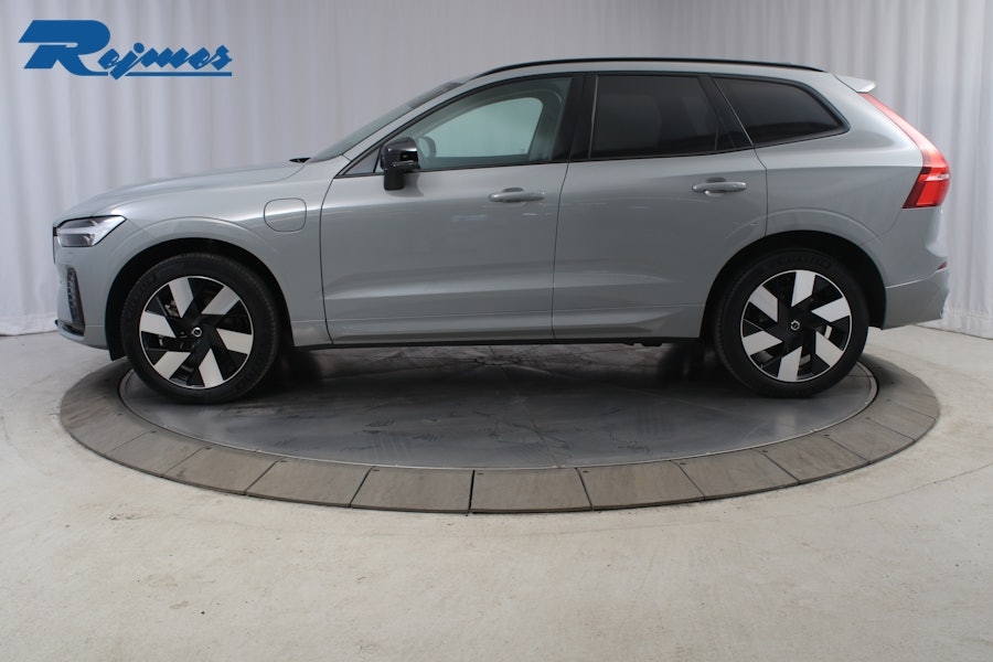 Volvo XC60 T6 Plus Dark Edition 2025, bild 3/43