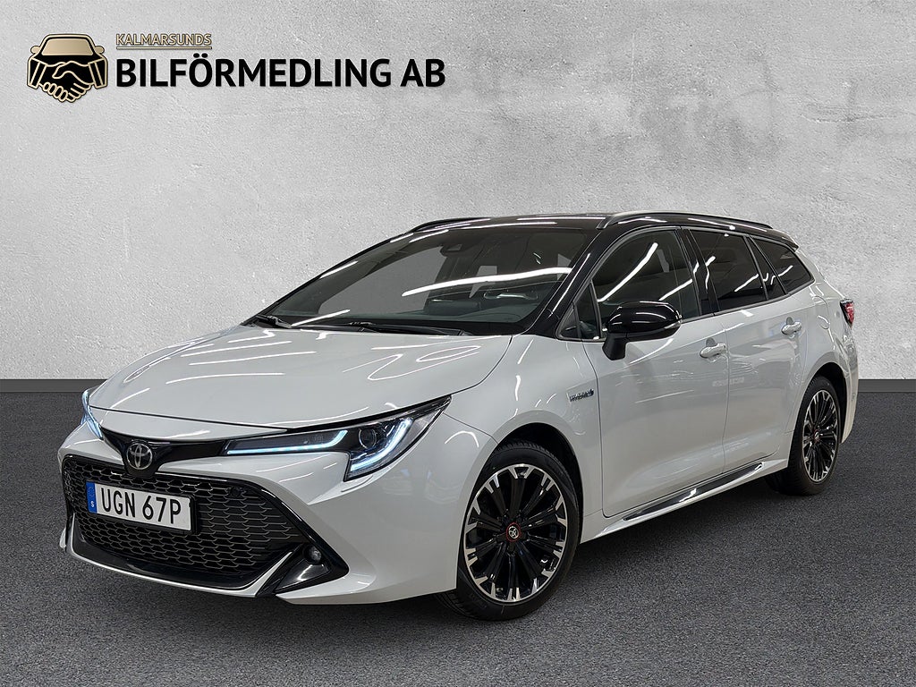 Toyota Corolla Touring Sports Hybrid GR Sport Bi-Tone B-kam Drag