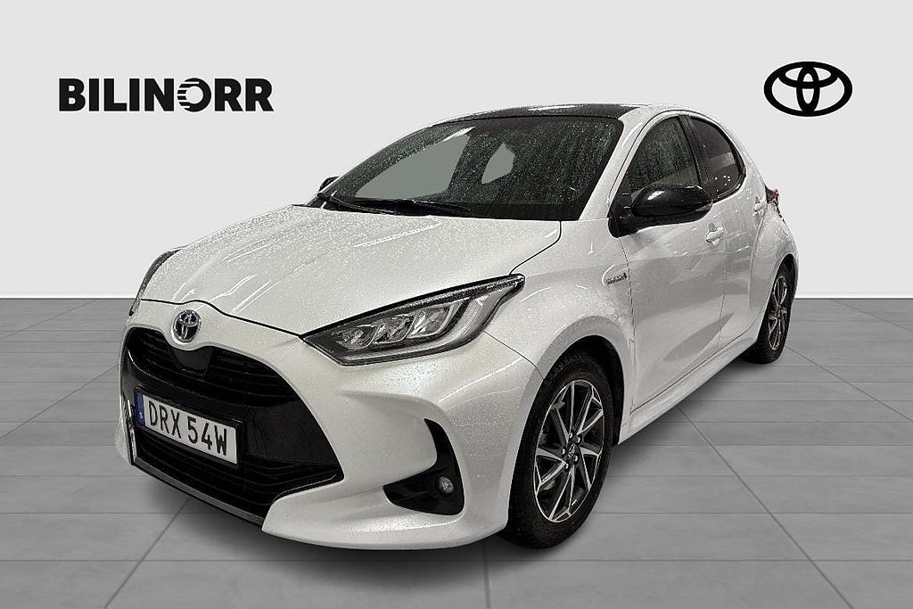 Toyota Yaris Hybrid 1,5 5D STYLE SKYVIEW JBL