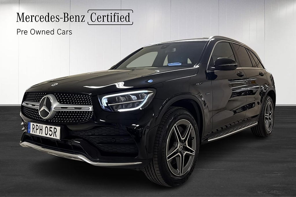 Mercedes-Benz GLC 300 e 4M SUV Nya däck/AMG Line/Moms/Drag