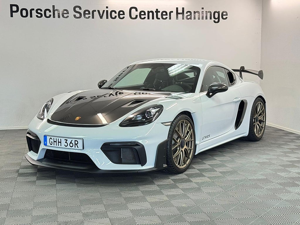 Porsche 718 Cayman GT4 RS Weissach