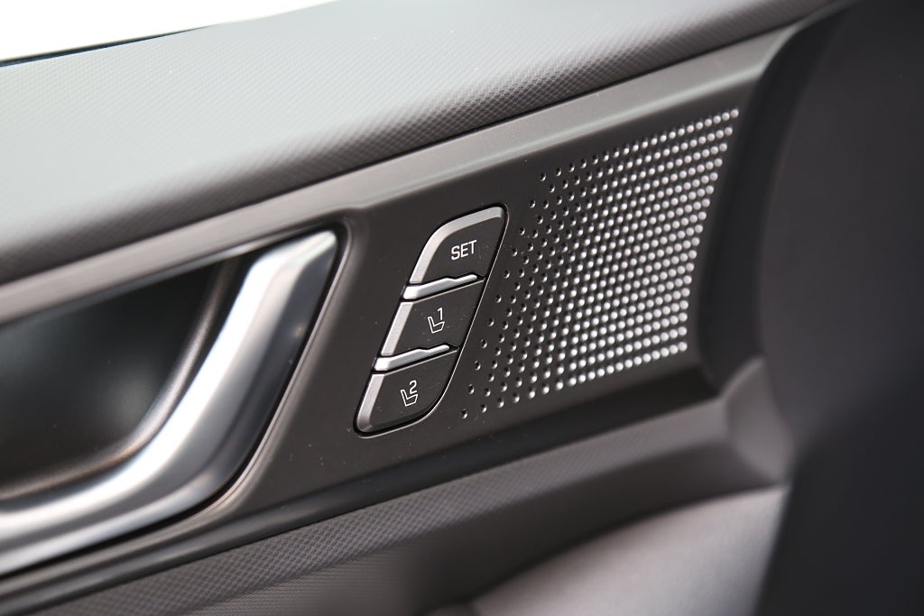 Hyundai IONIQ Electric 38.3 kWh Premium Plus Navi CarPlay Skinn 2020