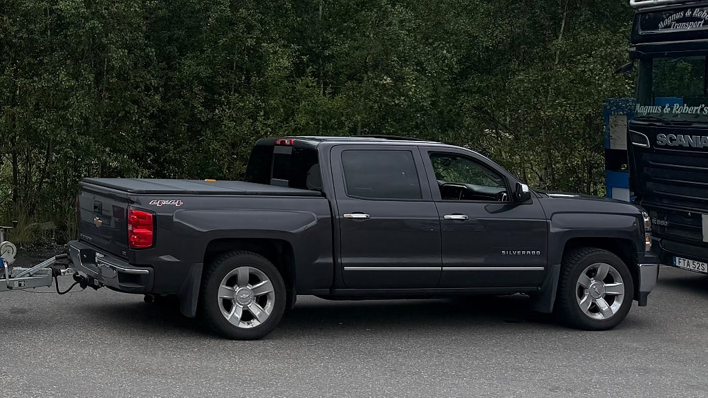 Chevrolet Silverado 1500 Crew Cab 5.3 V8 4WD Hydra-Matic Euro 5