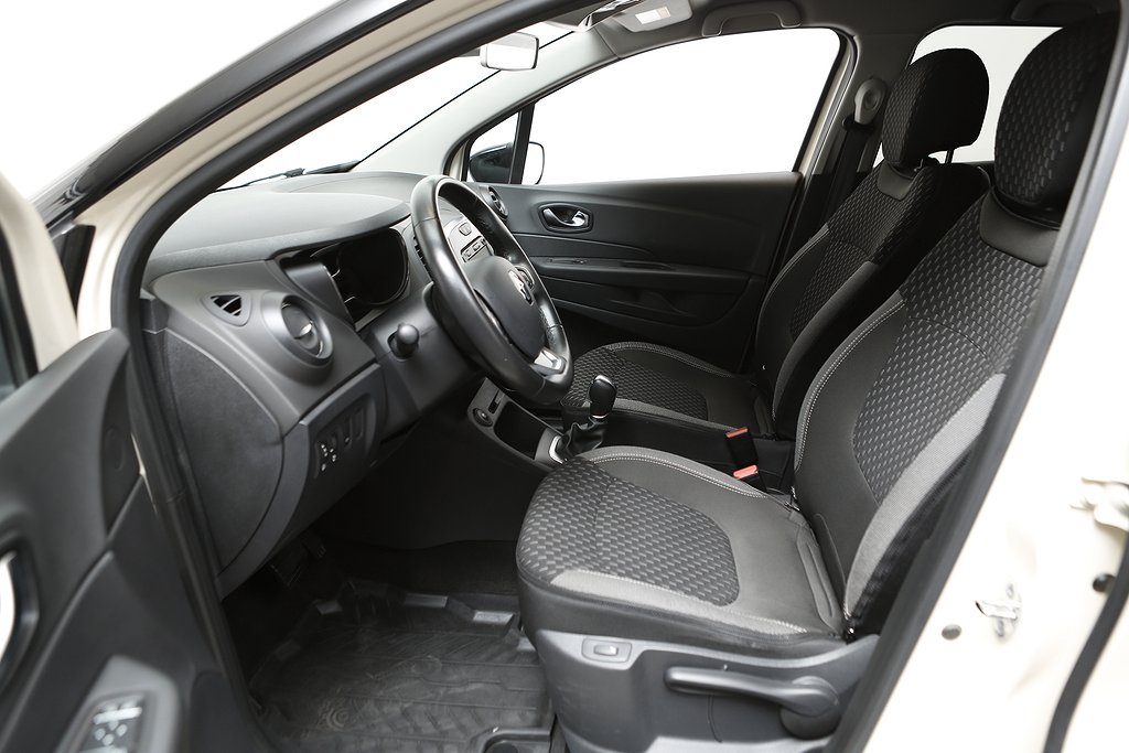 Renault Captur 1,2 TCe EDC Aut Navi Backkamera 2018