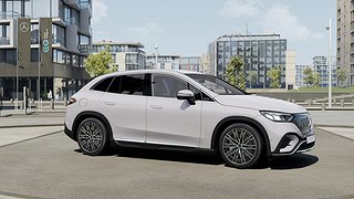 SUV Mercedes-Benz EQE