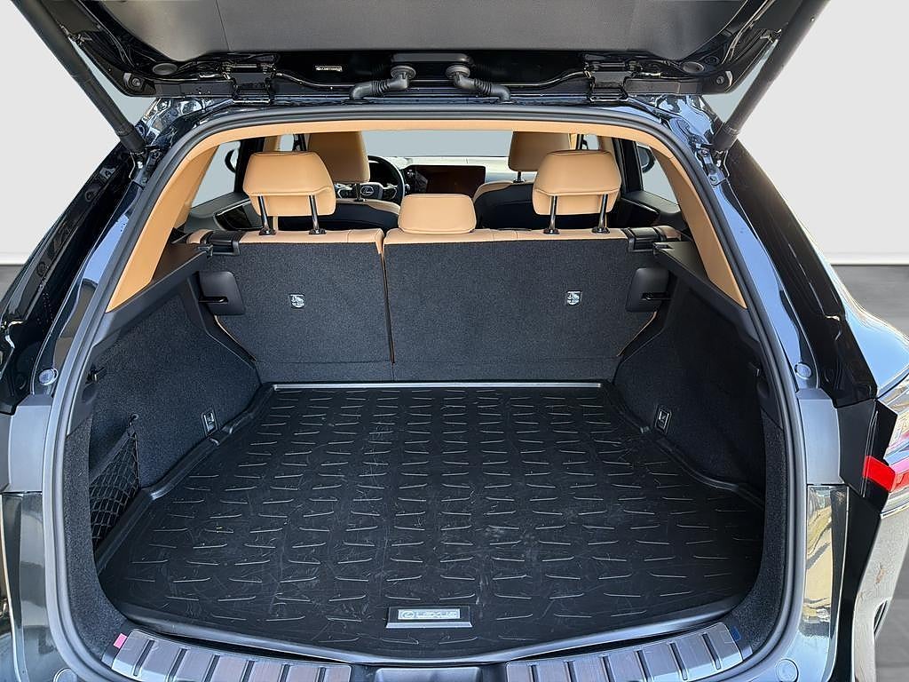 Lexus NX 2025 - miniatyr 10