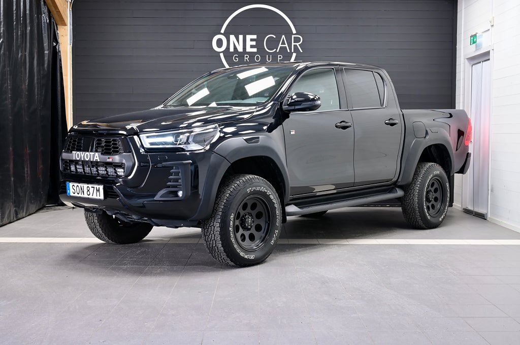 Toyota Hilux 2.8 4WD GR Sport MOMS Nyservad Diffspärr JBL 204hk