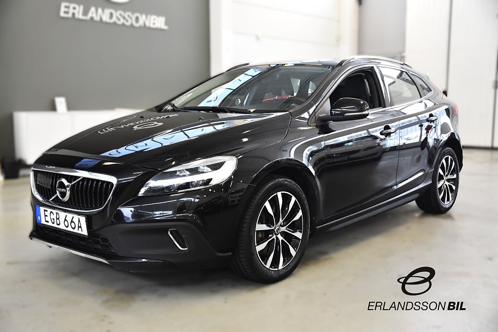 Volvo V40 Cross Country D3 Geartronic Momentum Euro 6 NYSERVAD B-KAM 