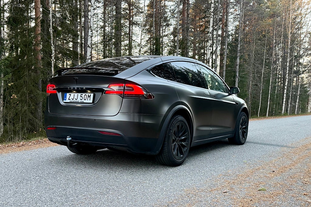 Tesla Model X 100D|FSD|AWD|Dragkrok|6-sits|Backkamera|Folierad