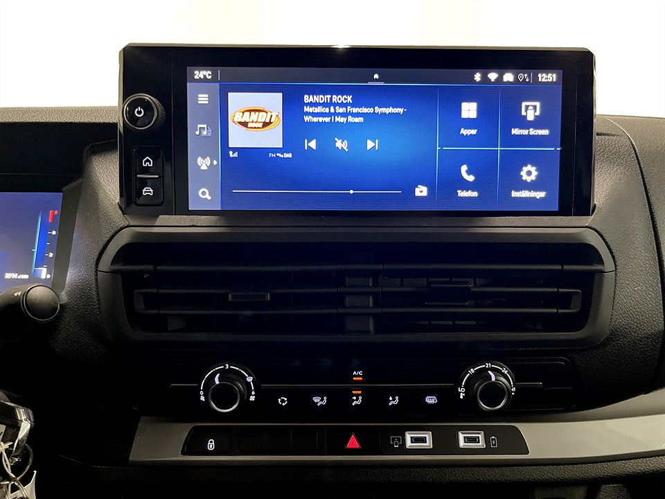 Bild på Opel Vivaro Business 2.0 BHDi 145hk Aut L3 B-KAMERA CARPLAY