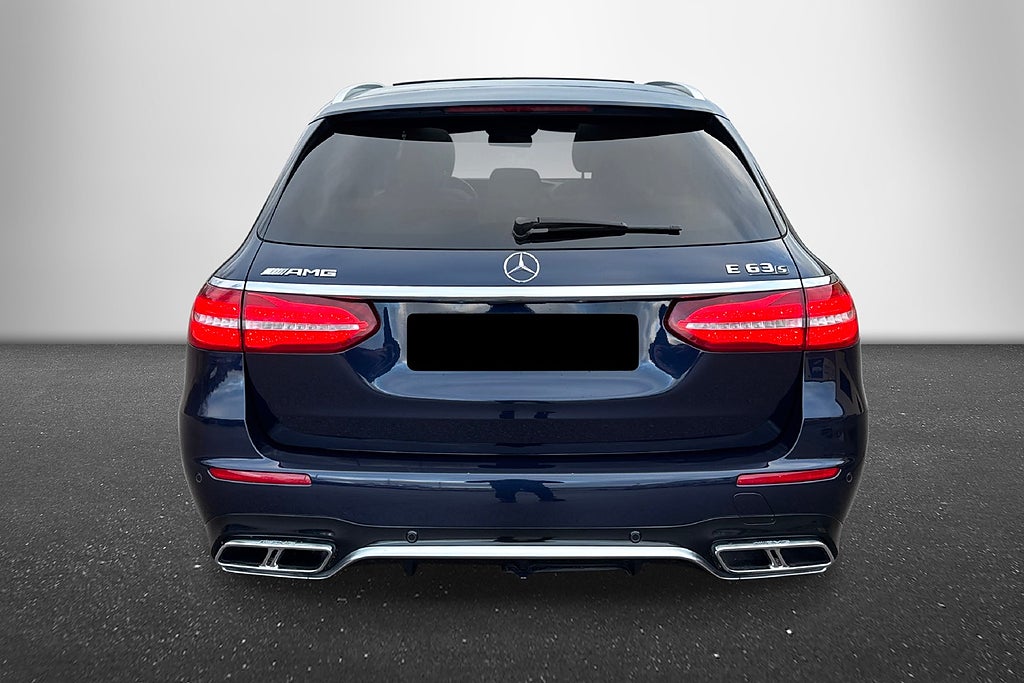 Mercedes-Benz E 63 S T 4MATIC+ AMG 612HK SVENSKSÅLD PANORAMA DRAGKROK 2018, bild 9