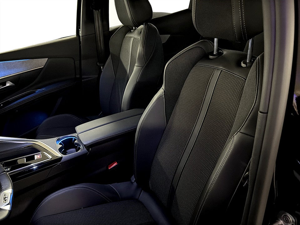 Bild på Peugeot 3008 GT 1.2 PT 130hk Aut B-KAMERA CARPLAY