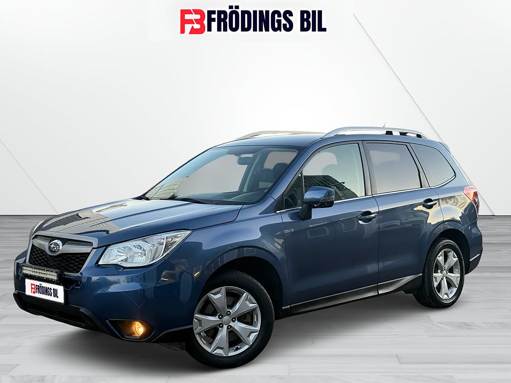 Subaru Forester 2.0 147hk 4WD/DRAGKROK/KAMERA/1.95%