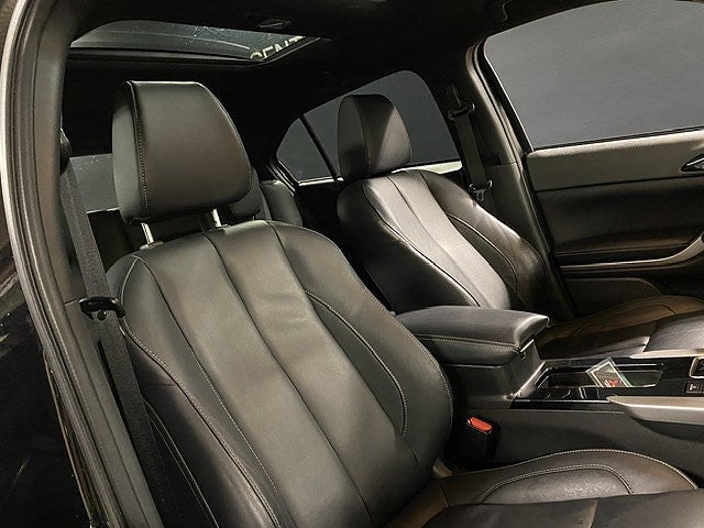 Bild på Mitsubishi Eclipse Cross PHEV 2.4 190hk Aut AWD - PANORAMA