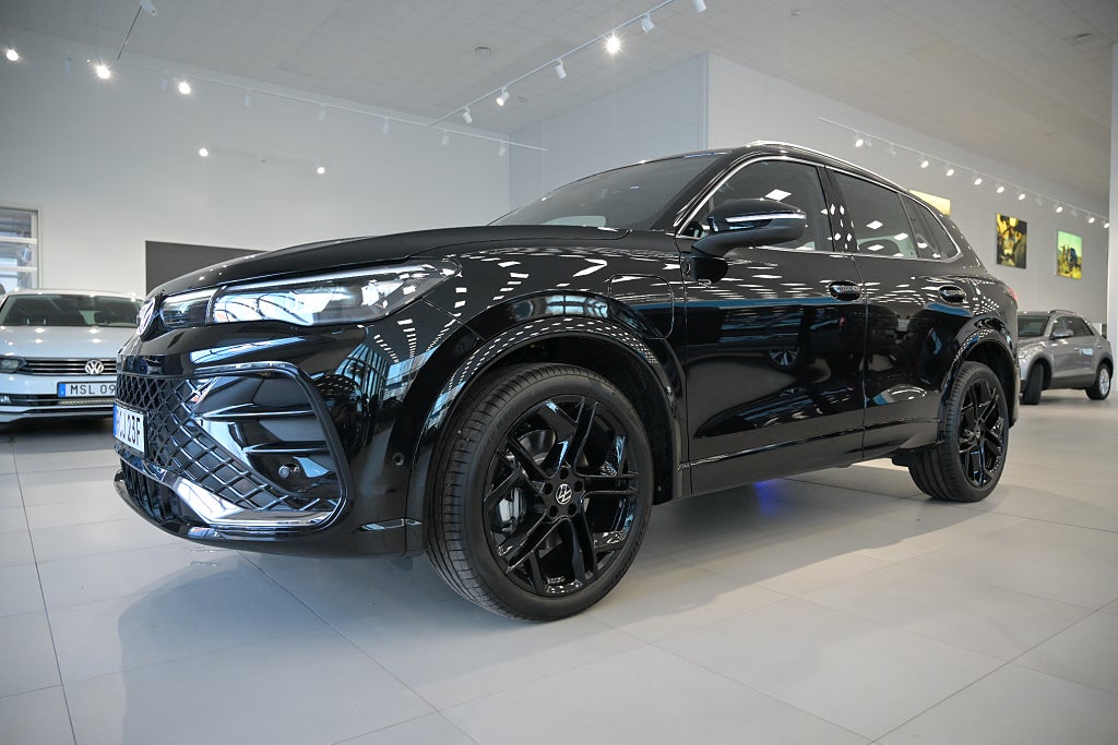 Volkswagen Tiguan eHybrid R-Line SWE - DRAGKROK INGÅR *0 kr insats*