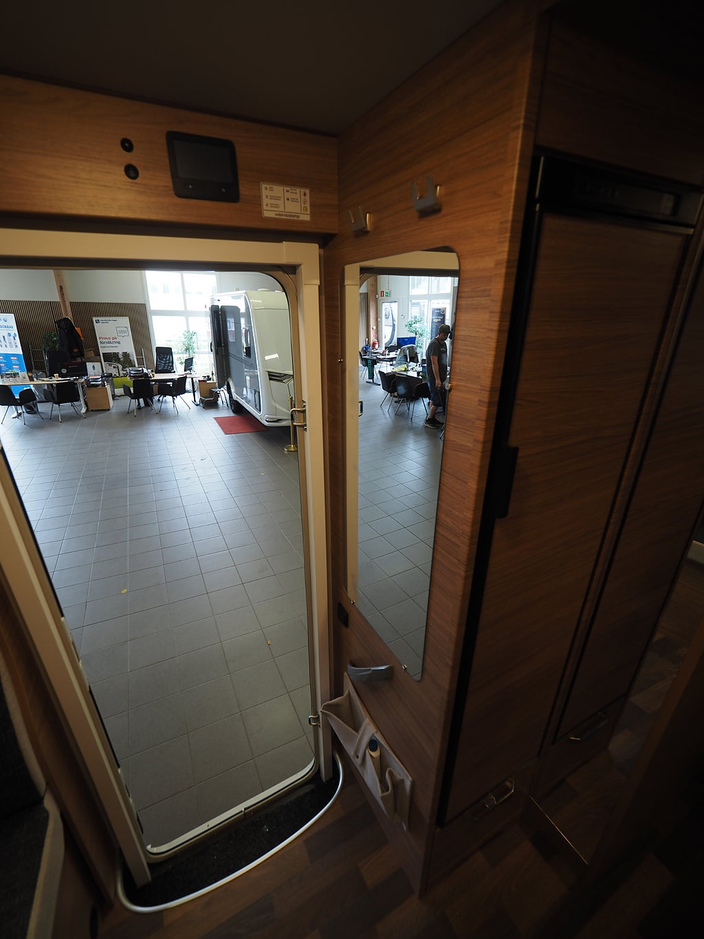 Weinsberg CaraCore 700 MEG Aut 3500kg